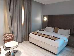Villa Maxili Hotel and Apartment