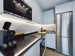 E1 Spacious Studios, Sea and Beach Views, High Floor