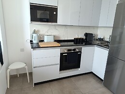 E1 Spacious Studios, Sea and Beach Views, High Floor