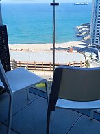 E1 18th Floor Studios, Sea & Beach Views