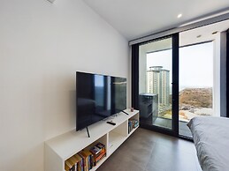 E1 Spacious Studios, Sea and Beach Views, High Floor