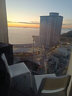 E1 Spacious Studios, Sea and Beach Views, High Floor