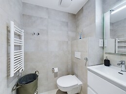 E1 Spacious Studios, Sea and Beach Views, High Floor