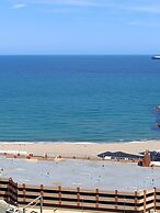 E1 18th Floor Studios, Sea & Beach Views