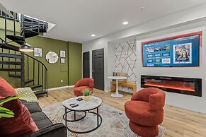Old City 2 BR  Near Historic Sites