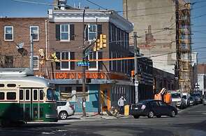 Old City 2 BR  Near Historic Sites