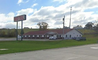The Trail Inn - Stanton IA - Halland Ave