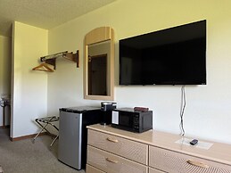 The Trail Inn - Stanton IA - Halland Ave