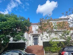 4 double 2 sofa beds in a apartment