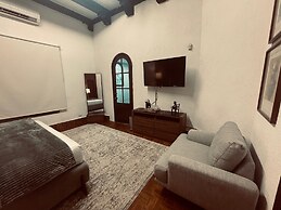 Mina Suites Barrio Antiguo