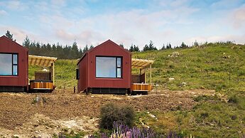 The Huts at Lakes Edge