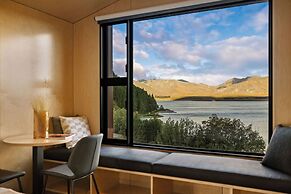 The Huts at Lakes Edge