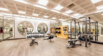 Hillside Apartment In Sunset Town