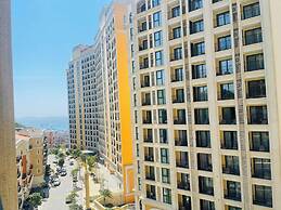 Hillside Apartment In Sunset Town