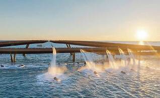 Hillside Apartment In Sunset Town