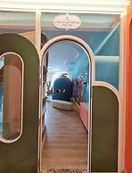 Hillside Apartment In Sunset Town