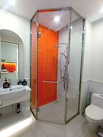2 Bedrooms Apartment In Sunset Town