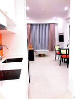 2 Bedrooms Apartment In Sunset Town