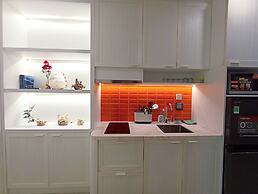 2 Bedrooms Apartment In Sunset Town