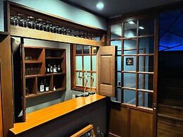 Ember Lodge