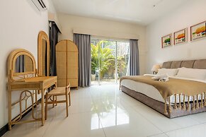 38Pax Flame of the Forest Retreat Villa KL by Verano