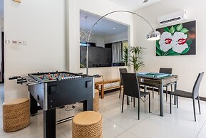 38Pax Flame of the Forest Retreat Villa KL by Verano