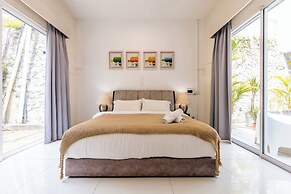 38Pax Flame of the Forest Retreat Villa KL by Verano