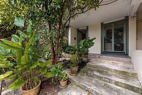 38Pax Flame of the Forest Retreat Villa KL by Verano