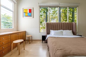 38Pax Flame of the Forest Retreat Villa KL by Verano