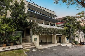 38Pax Flame of the Forest Retreat Villa KL by Verano