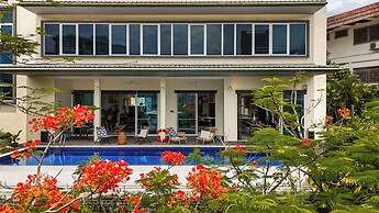 38Pax Flame of the Forest Retreat Villa KL by Verano