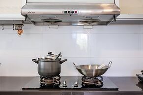 38Pax Flame of the Forest Retreat Villa KL by Verano