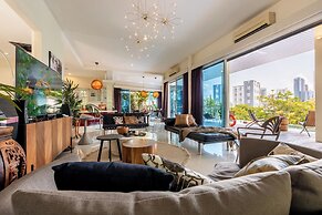 38Pax Flame of the Forest Retreat Villa KL by Verano