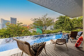 38Pax Flame of the Forest Retreat Villa KL by Verano