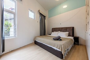 38Pax Flame of the Forest Retreat Villa KL by Verano