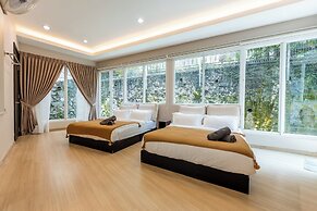 38Pax Flame of the Forest Retreat Villa KL by Verano