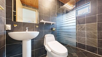 Namhae Elsia Pet Pool Villa Pension