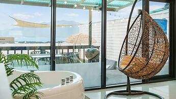 Namhae Elsia Pet Pool Villa Pension