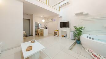 Namhae Elsia Pet Pool Villa Pension