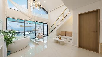 Namhae Elsia Pet Pool Villa Pension