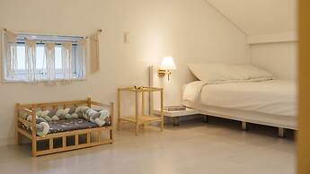 Namhae Elsia Pet Pool Villa Pension