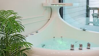 Namhae Elsia Pet Pool Villa Pension