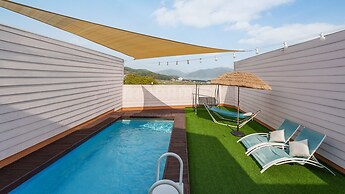 Namhae Elsia Pet Pool Villa Pension