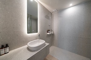 Incheon Brown-Dot Hotel