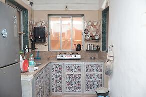 Sam's Outhouse Stay