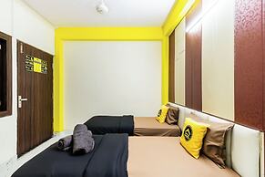 The Hosteller Agra