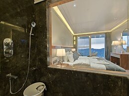 The Mirage A Luxury Boutique Hotel