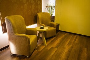 Quays Himalayan Hotel & Apartments