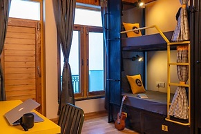 The Hosteller Chakrata