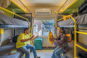 The Hosteller Rishikesh, Ganges